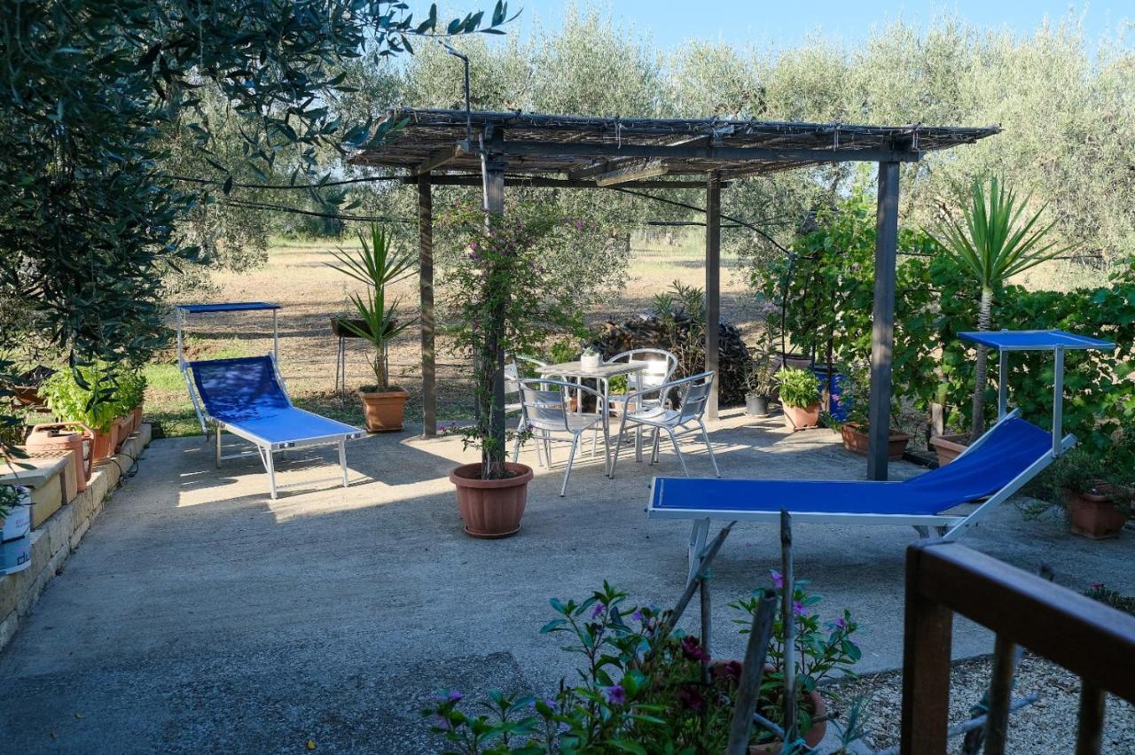 La Villa Di Campagna Pisticci Exterior foto